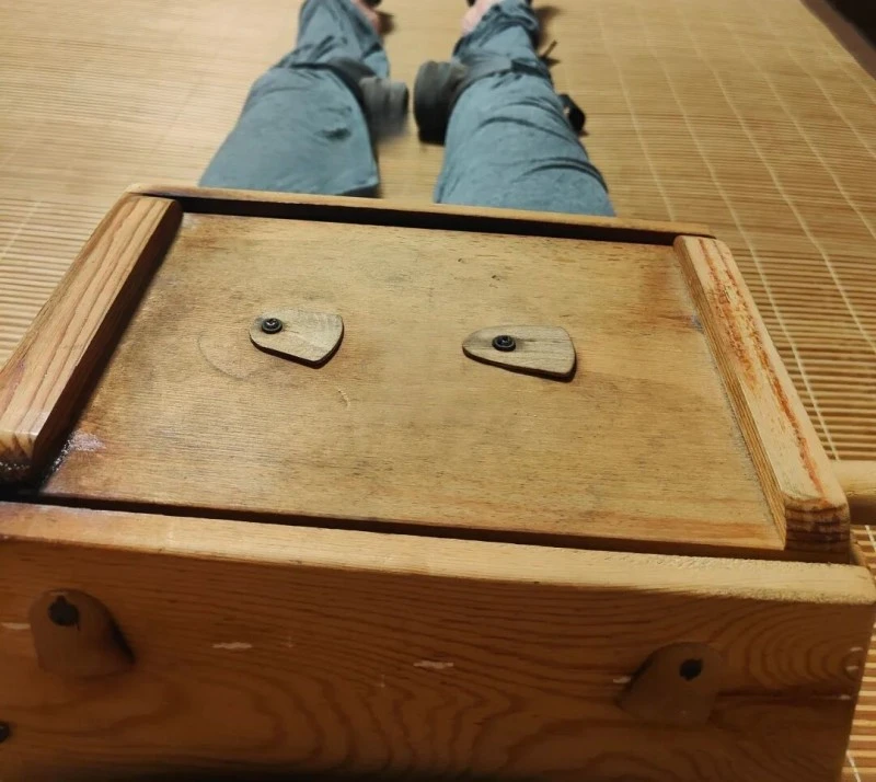 How to Use Moxibustion Sticks at Home 